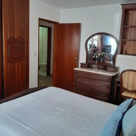 Apartamento Com Garagem E Vista De Mar Διαμέρισμα Ναζαρέ