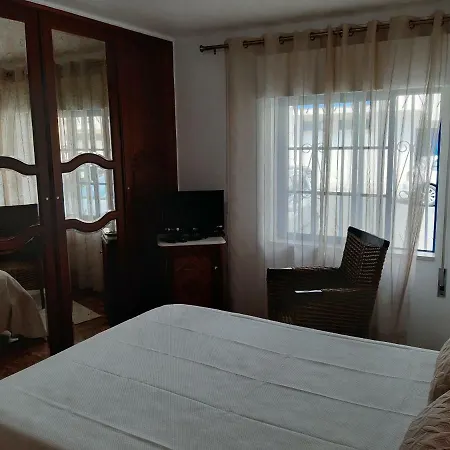 Apartamento Com Garagem E Vista De Mar Ναζαρέ